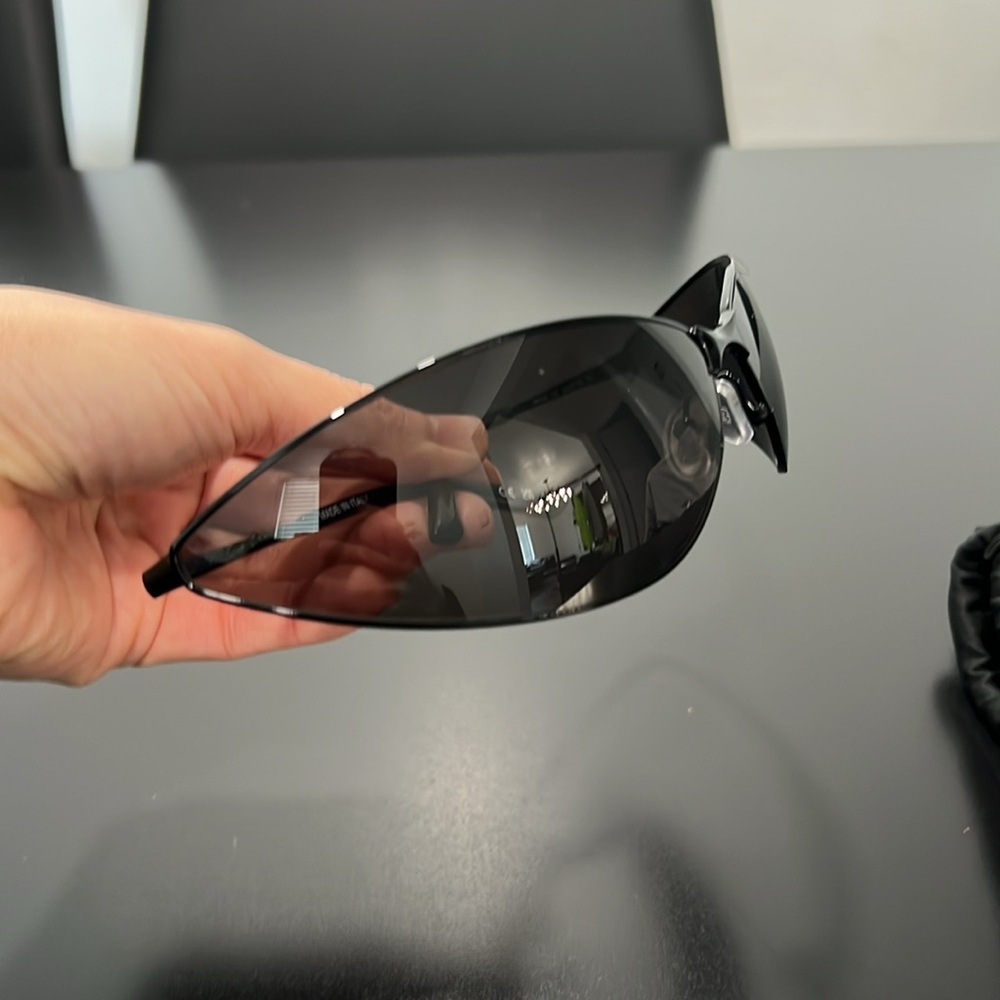 Balenciaga sunglasses - Picture 2 of 8